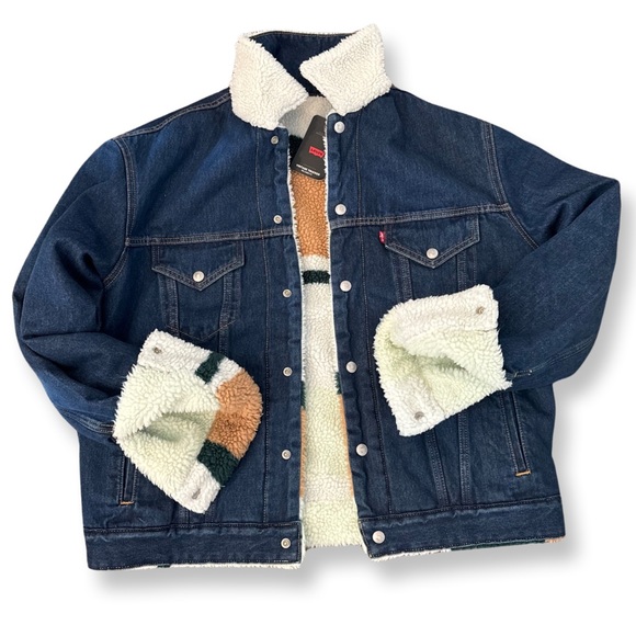 LEVI’S PREMIUM REVERSIBLE VINTAGE RELAXED FIT SHERPA TRUCKER JACKET A31760000 - Picture 12 of 16